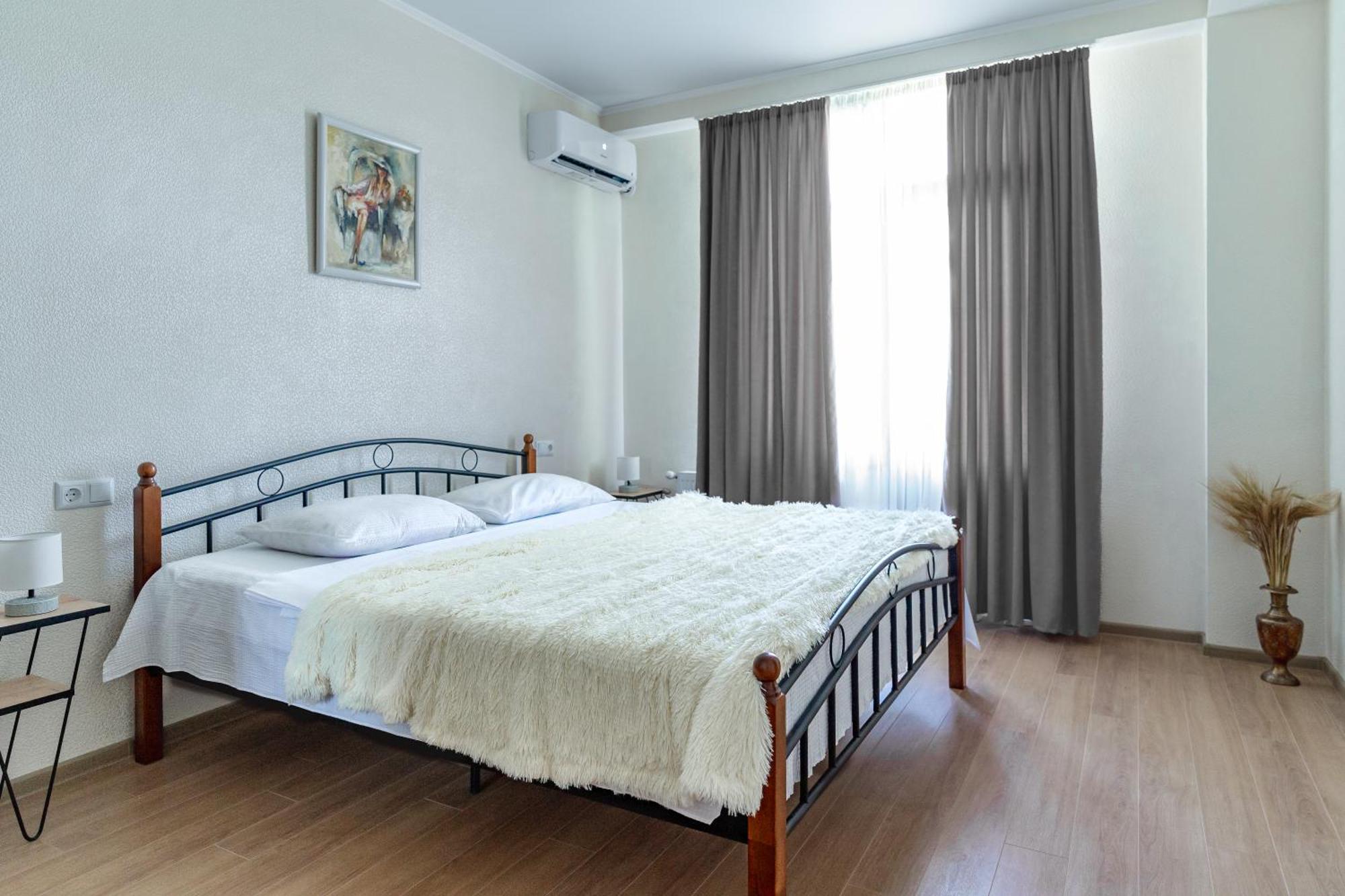 Panorama Family Hotel Telavi Exteriör bild